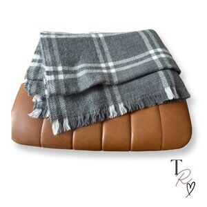 Talbots Plaid Ruana Wrap Blanket Scarf Shawl Gray and White Plaid